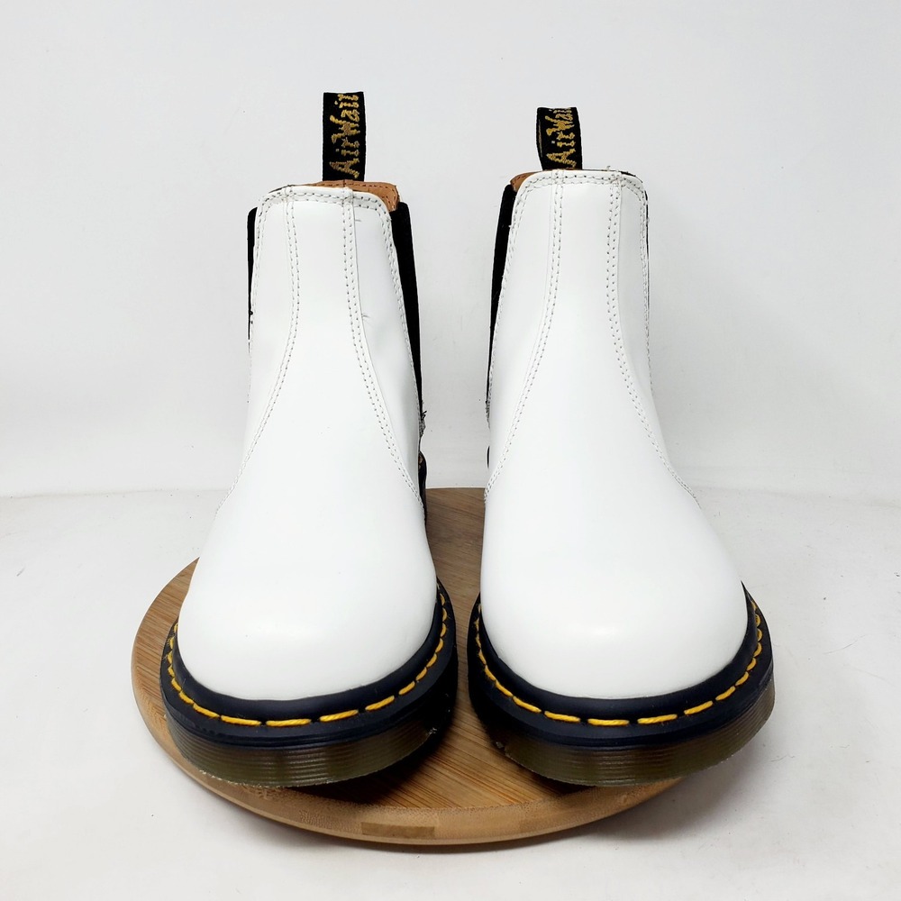 Dr Martens 2976 Chelsea Boots Womens 7 White Leather Punk Goth Shoes - Picture 3 of 12